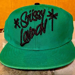 Men’s VTG Stüssy - London - New Era Fitted Cap size 7 1/4 (57.7CM)